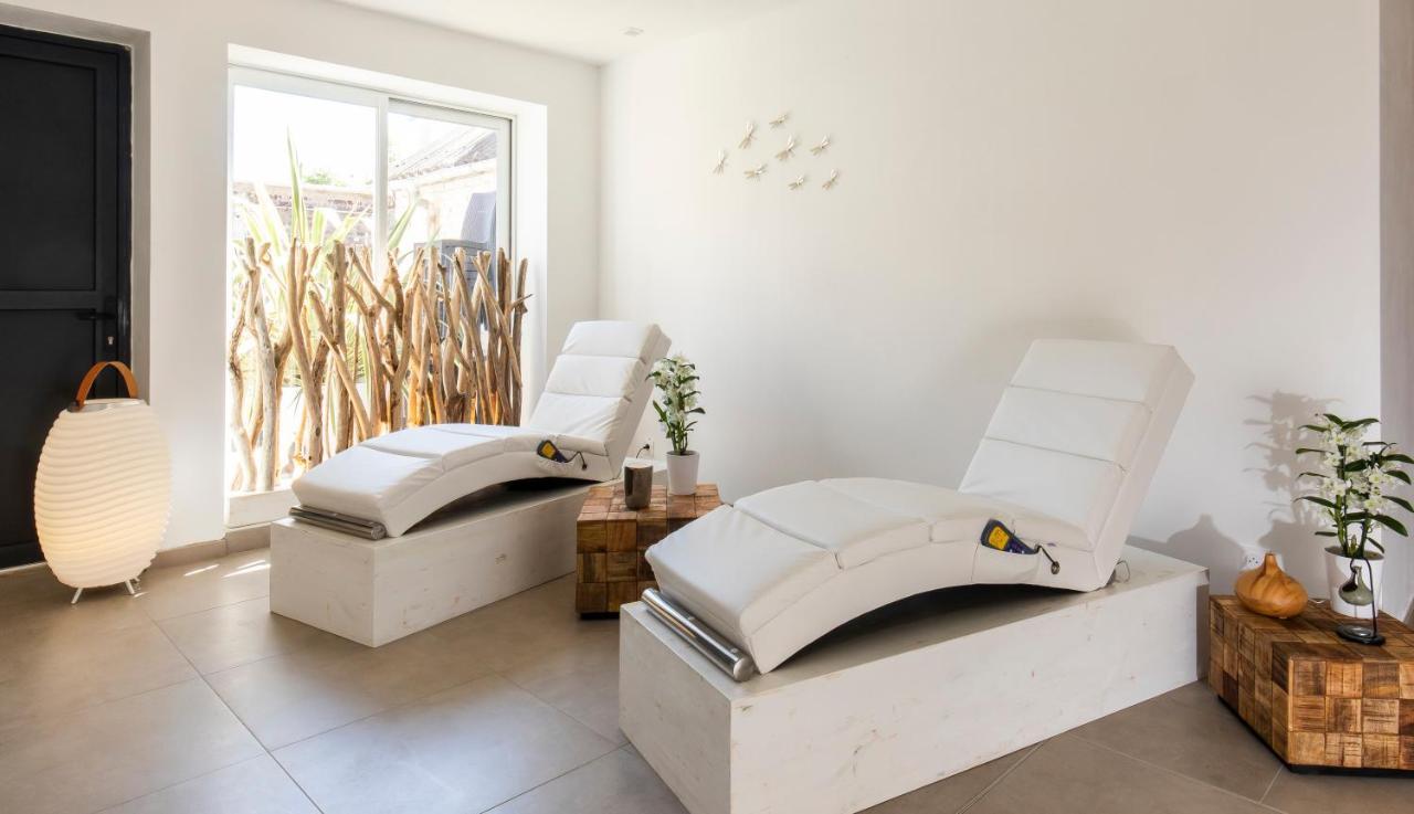 Logis Hotel Les Sables D'Or - Institut De Beaute Stella-Plage Exterior photo